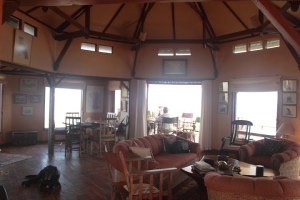 Maison au sommet de la montagne